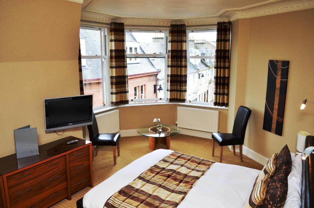 Royal Hotel Къмнок Екстериор снимка