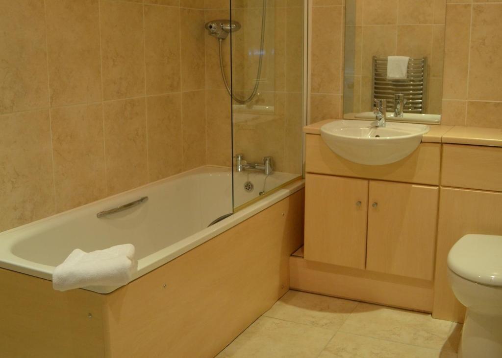 Royal Hotel Къмнок Стая снимка
