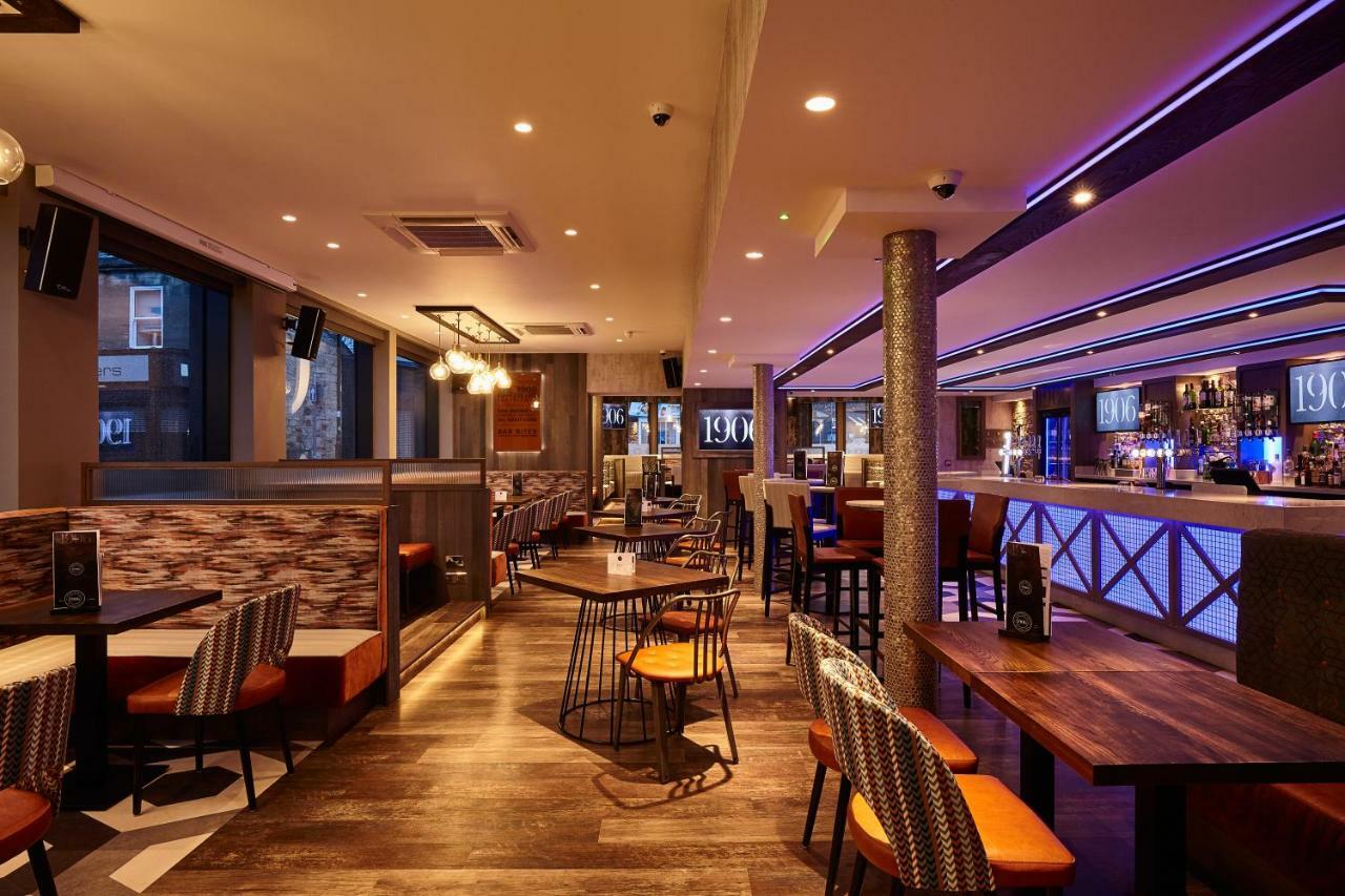 Royal Hotel Къмнок Екстериор снимка
