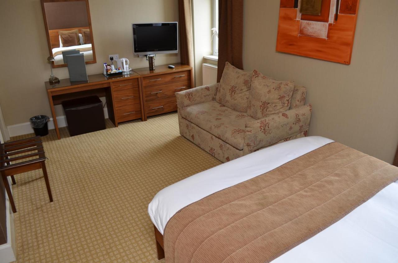 Royal Hotel Къмнок Екстериор снимка