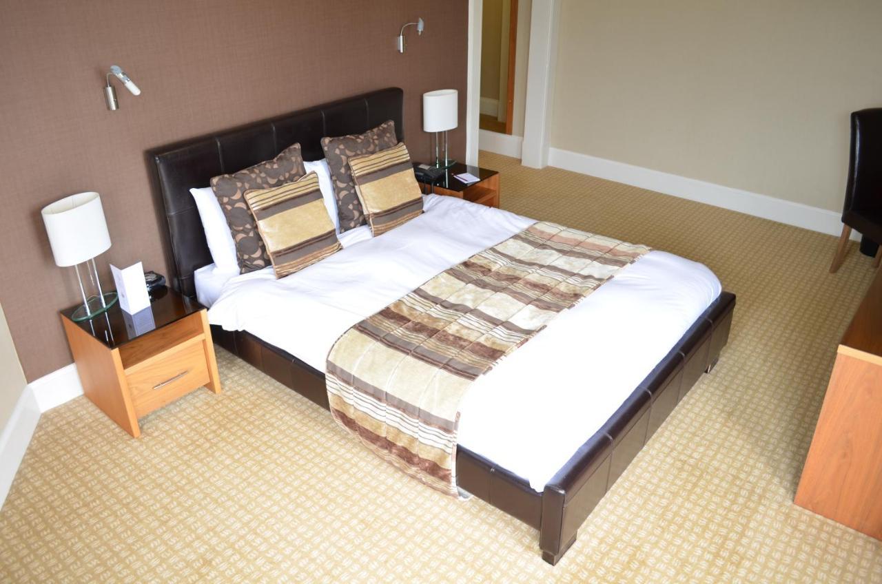 Royal Hotel Къмнок Екстериор снимка
